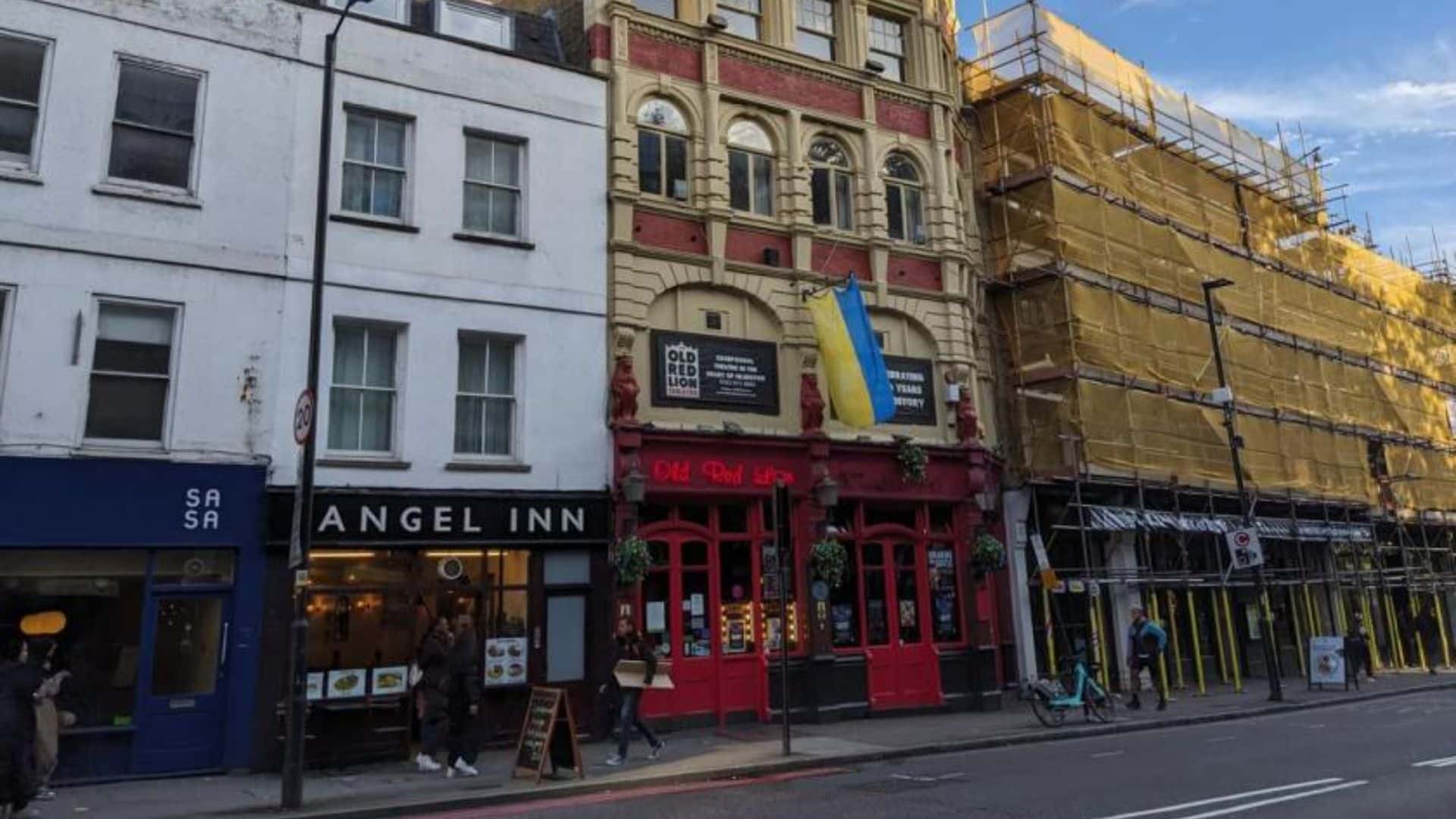 Old Red Lion pub and theatre in Islington up for sale